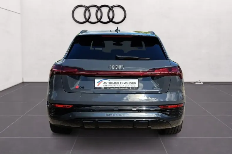 Audi Q8 din 2023 cu 43.082 km - oferta AUD242801 - foto 5