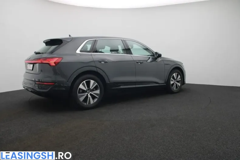 Audi Q8 din 2023 cu 42.709 km - oferta AUD242803 - foto 5