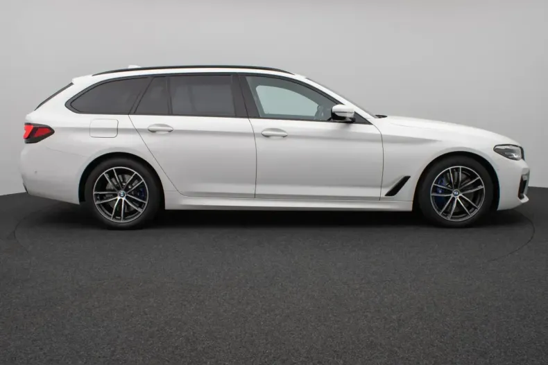 BMW 530 (Seria 5) din 2022 cu 67.212 km - oferta BMW242808 - foto 4