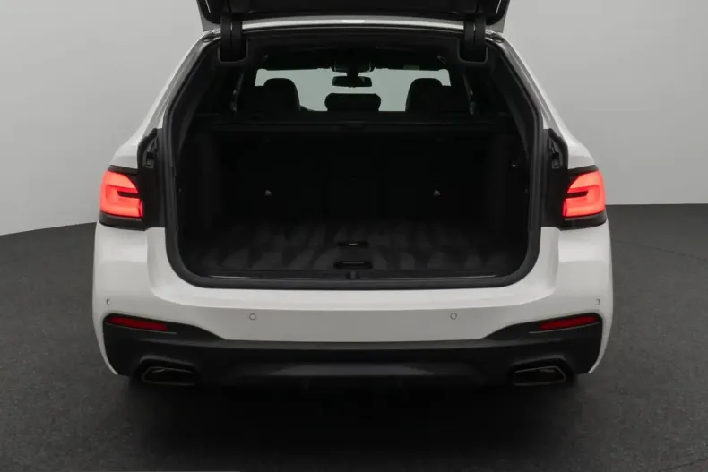 BMW 530 (Seria 5) din 2022 cu 67.212 km - oferta BMW242808 - foto 13