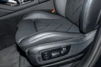 BMW XM (Seria X) din 2025 cu 25.624 km - oferta BMW242813 - foto 23
