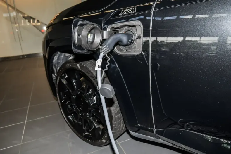 BMW XM (Seria X) din 2025 cu 25.624 km - oferta BMW242813 - foto 25