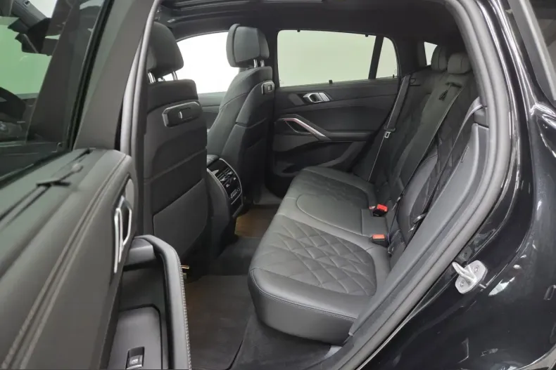 BMW X6 (Seria X) din 2025 cu 15.300 km - oferta BMW242815 - foto 18