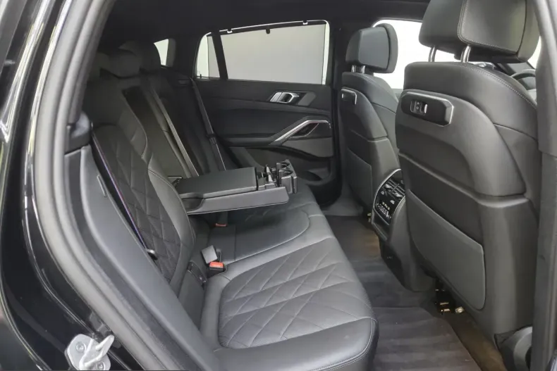 BMW X6 (Seria X) din 2025 cu 15.300 km - oferta BMW242815 - foto 23