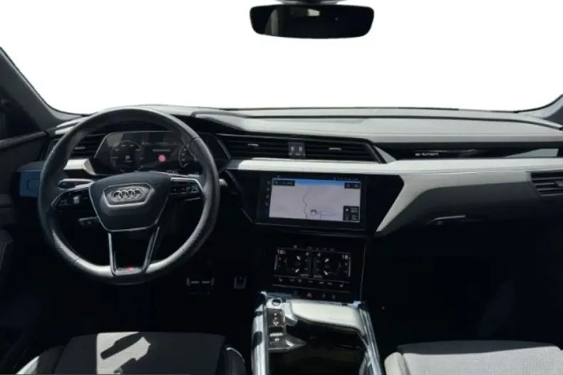 Audi Q8 din 2023 cu 48.062 km - oferta AUD242834 - foto 8