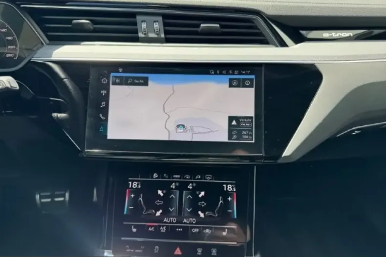 Audi Q8 din 2023 cu 48.062 km - oferta AUD242834 - foto 10