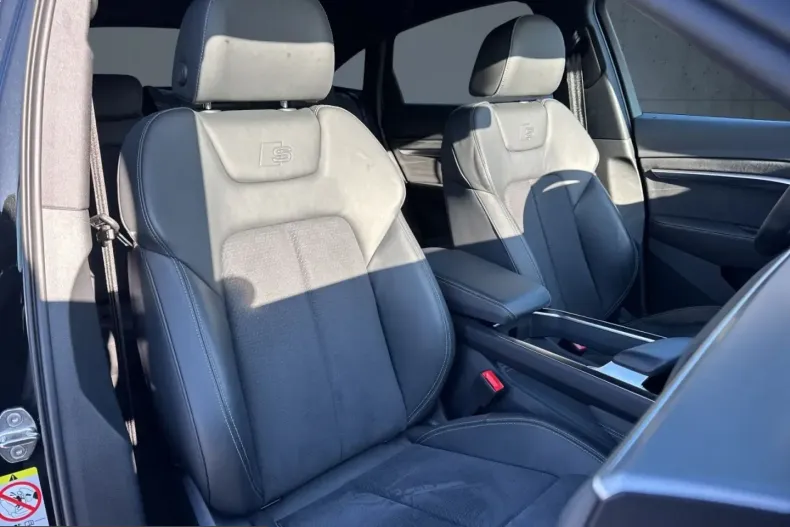 Audi Q8 din 2023 cu 41.270 km - oferta AUD242837 - foto 16