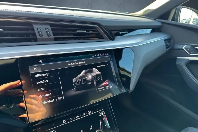 Audi Q8 din 2023 cu 41.270 km - oferta AUD242837 - foto 27