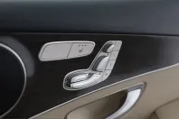 Mercedes-Benz GLC 200 (Clasa GLC) din 2022 cu 57.200 km - oferta MER242838 - foto 20