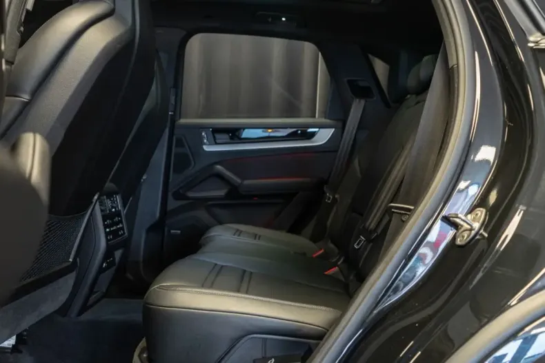 Porsche Cayenne din 2024 cu 29.000 km - oferta POR242839 - foto 26