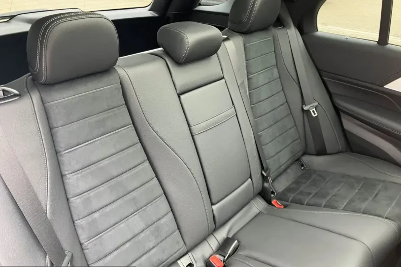 Mercedes-Benz GLE 450 (Clasa GLE) din 2025 cu 14.900 km - oferta MER242840 - foto 7
