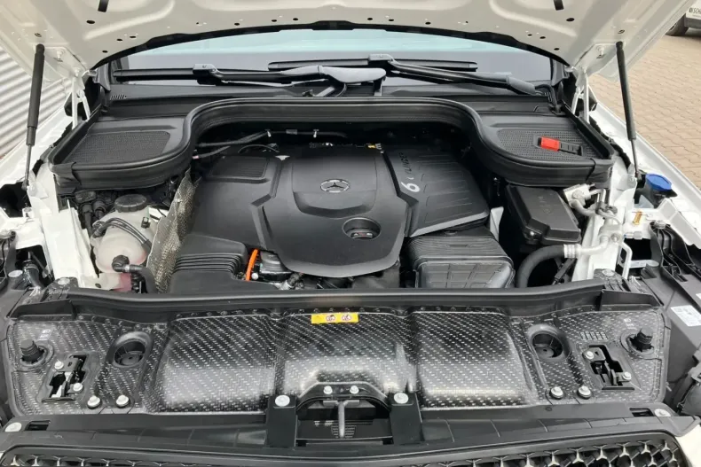 Mercedes-Benz GLE 450 (Clasa GLE) din 2025 cu 14.900 km - oferta MER242840 - foto 11