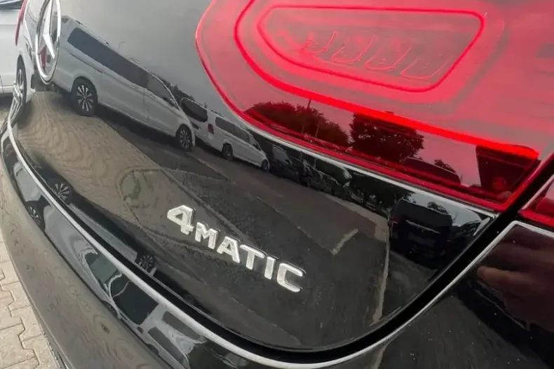 Mercedes-Benz GLC 200 (Clasa GLC) din 2022 cu 68.778 km - oferta MER242842 - foto 28