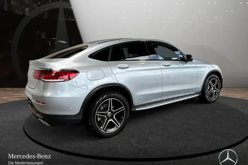 Mercedes-Benz GLC 300 (Clasa GLC) din 2021 cu 43.009 km - oferta MER242846 - foto 5
