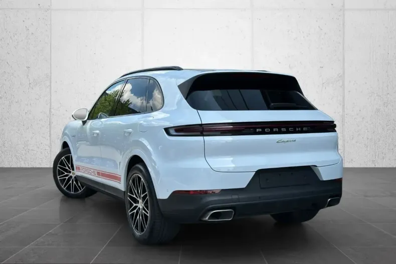 Porsche Cayenne din 2025 cu 22.800 km - oferta POR242848 - foto 4
