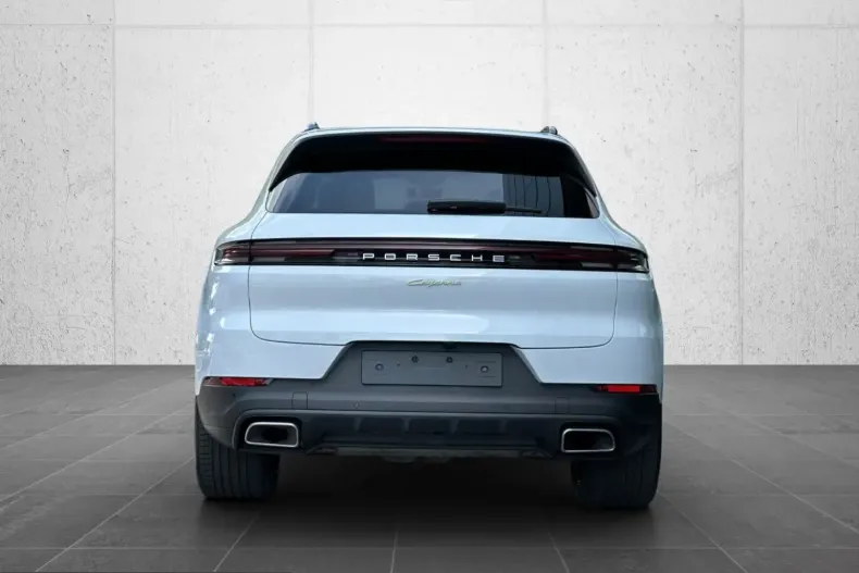 Porsche Cayenne din 2025 cu 22.800 km - oferta POR242848 - foto 5