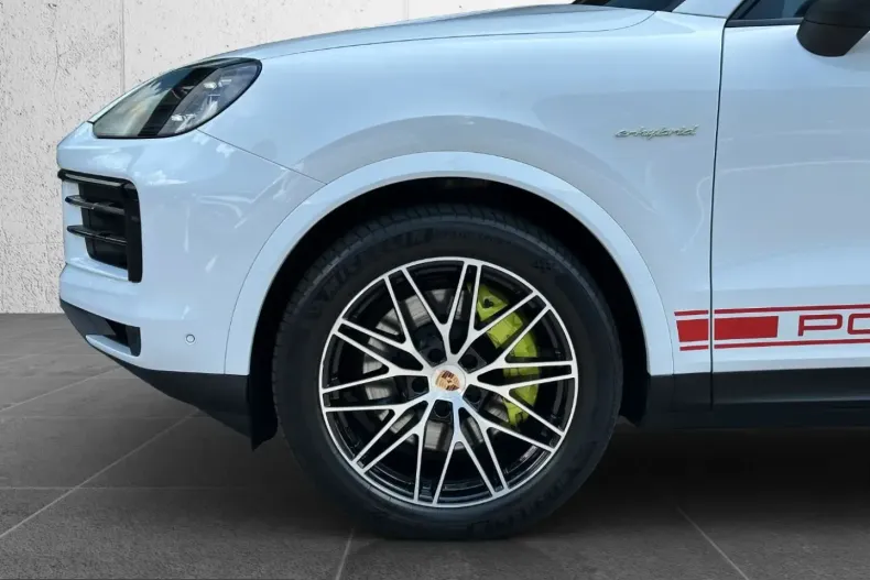 Porsche Cayenne din 2025 cu 22.800 km - oferta POR242848 - foto 6