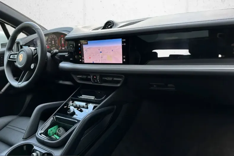 Porsche Cayenne din 2025 cu 22.800 km - oferta POR242848 - foto 10