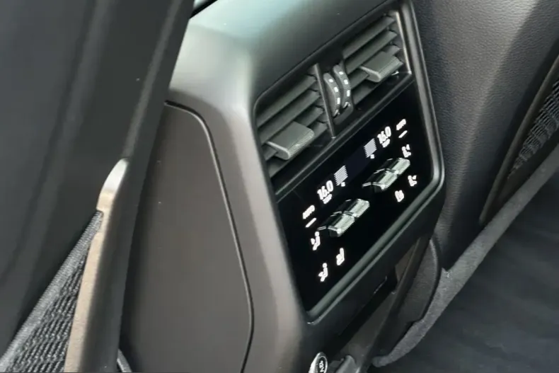 Porsche Cayenne din 2025 cu 22.800 km - oferta POR242848 - foto 22