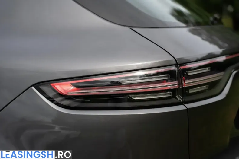 Porsche Cayenne din 2023 cu 19.900 km - oferta POR242852 - foto 17