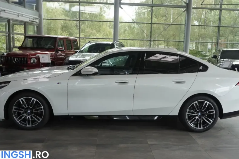 BMW 520 (Seria 5) din 2025 cu 24.900 km - oferta BMW242857 - foto 8