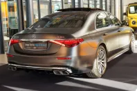 Mercedes-Benz S 63 AMG (Clasa S) din 2023 cu 5.640 km - oferta MER242858 - foto 4
