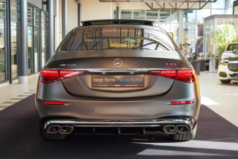 Mercedes-Benz S 63 AMG (Clasa S) din 2023 cu 5.640 km - oferta MER242858 - foto 5