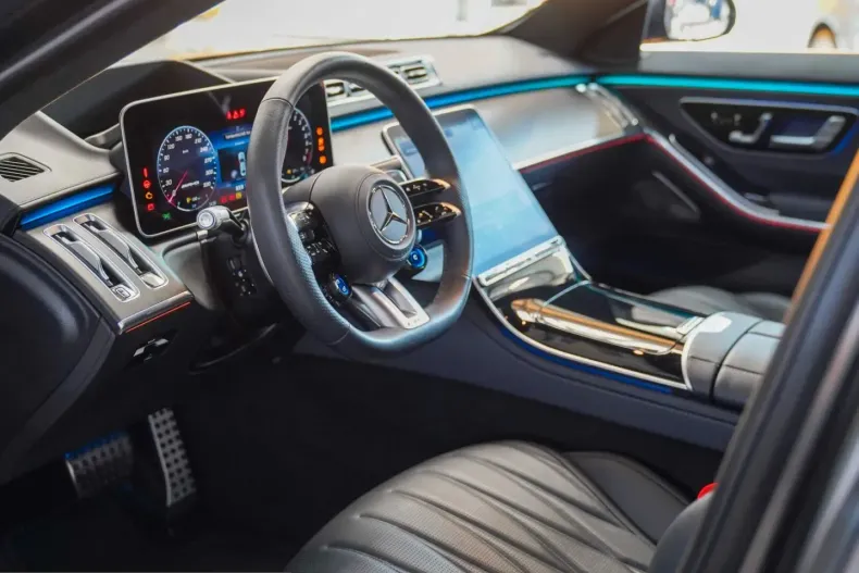 Mercedes-Benz S 63 AMG (Clasa S) din 2023 cu 5.640 km - oferta MER242858 - foto 19