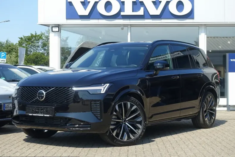 Volvo XC90 din 2025 cu 8.680 km - oferta VOL242862 - foto 1