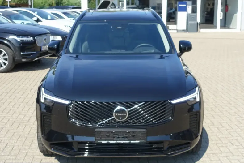 Volvo XC90 din 2025 cu 8.680 km - oferta VOL242862 - foto 6