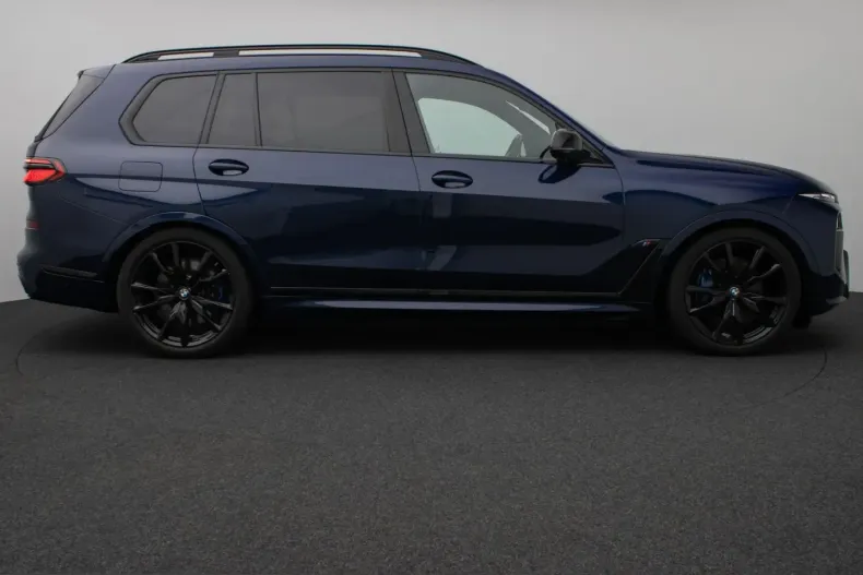 BMW X7 (Seria X) din 2023 cu 83.809 km - oferta BMW242863 - foto 4