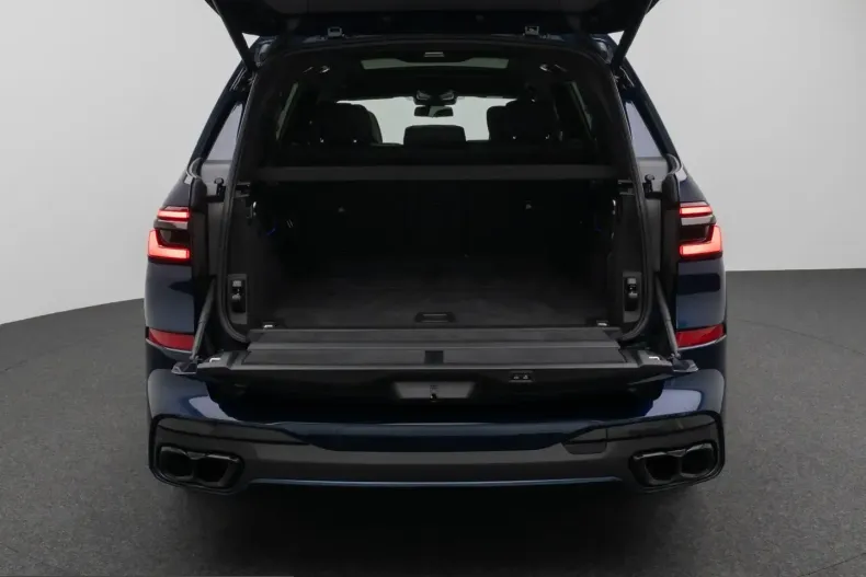 BMW X7 (Seria X) din 2023 cu 83.809 km - oferta BMW242863 - foto 12