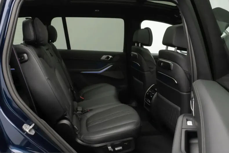BMW X7 (Seria X) din 2023 cu 83.809 km - oferta BMW242863 - foto 25