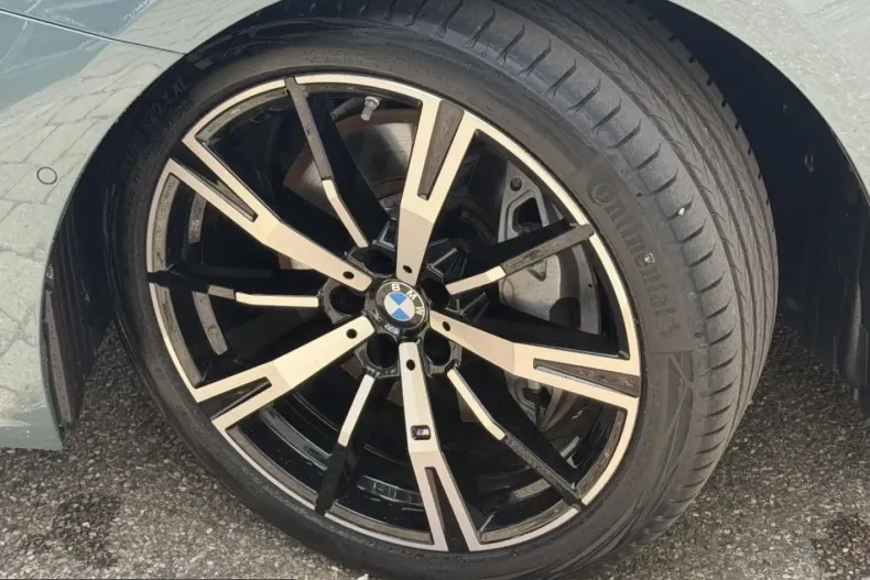 BMW 550 (Seria 5) din 2025 cu 24.484 km - oferta BMW242868 - foto 7