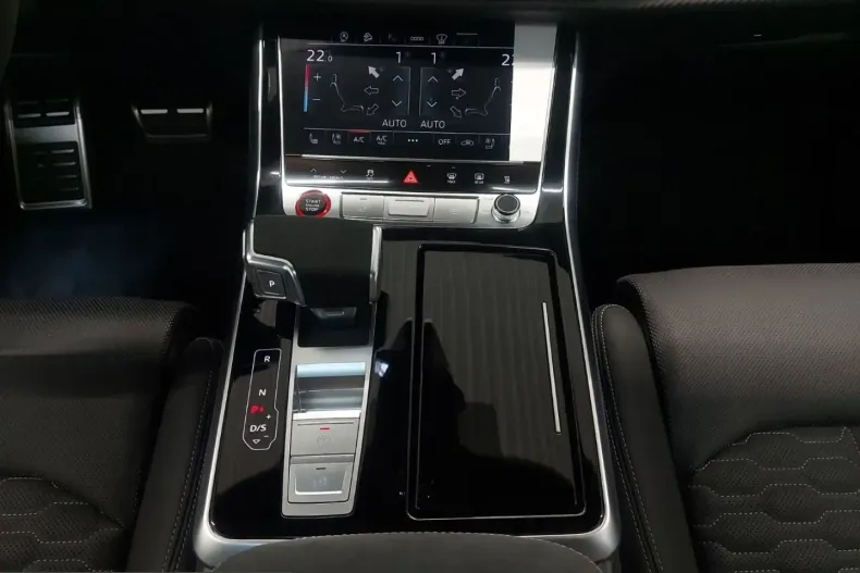 Audi RSQ8 din 2025 cu 6.500 km - oferta AUD242872 - foto 10
