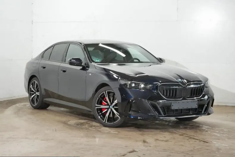 BMW 550 (Seria 5) din 2025 cu 21.005 km - oferta BMW242873 - foto 1