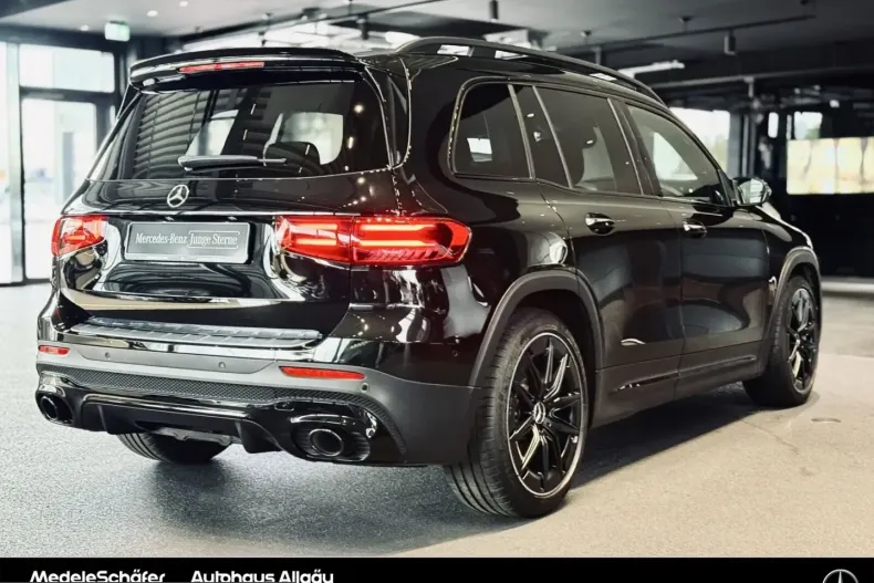 Mercedes-Benz GLB 35 AMG (Clasa GLB) din 2025 cu 18.106 km - oferta MER242874 - foto 3