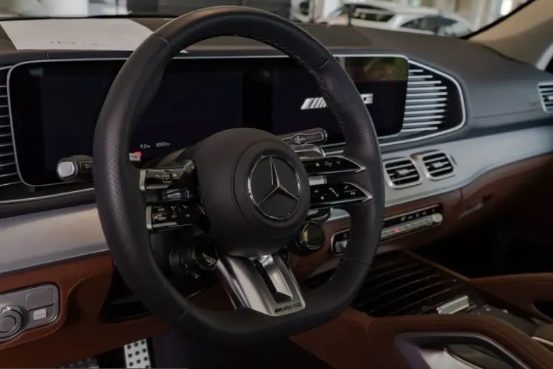 Mercedes-Benz GLE 53 AMG (Clasa GLE) din 2025 cu 6.547 km - oferta MER242877 - foto 10