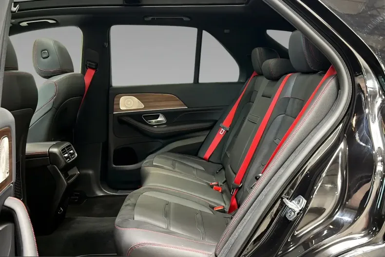 Mercedes-Benz GLE 53 AMG (Clasa GLE) din 2025 cu 12.643 km - oferta MER242880 - foto 10