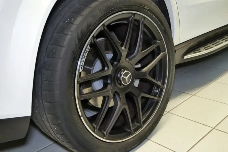 Mercedes-Benz GLE 53 AMG (Clasa GLE) din 2025 cu 20.682 km - oferta MER242887 - foto 11