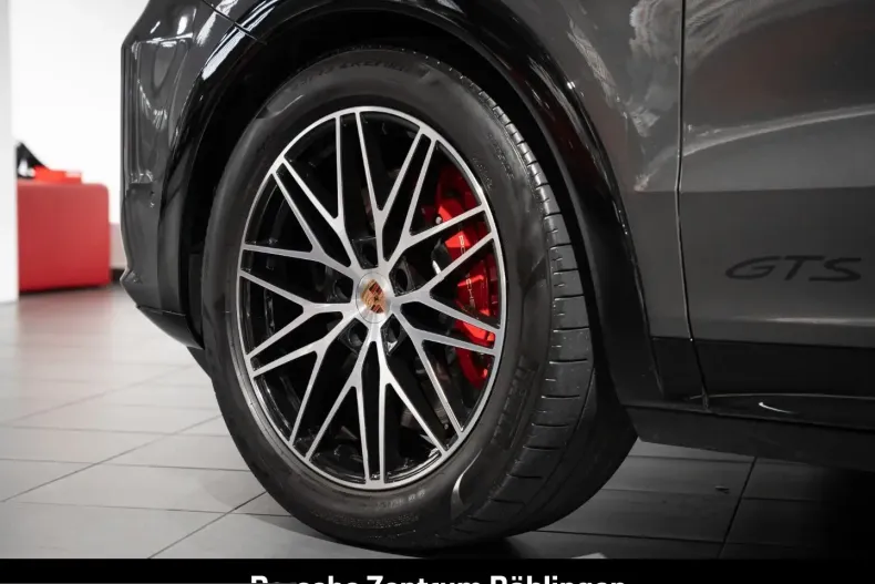 Porsche Cayenne din 2025 cu 20.362 km - oferta POR242894 - foto 13