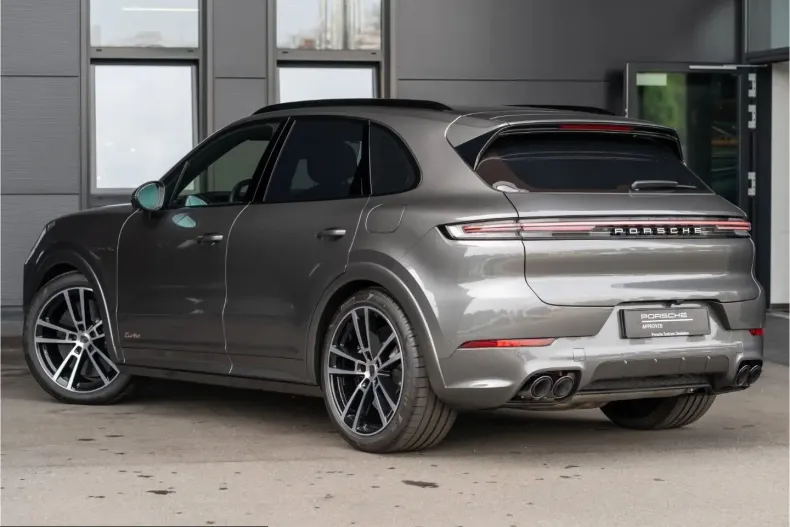 Porsche Cayenne din 2024 cu 1.900 km - oferta POR242895 - foto 4