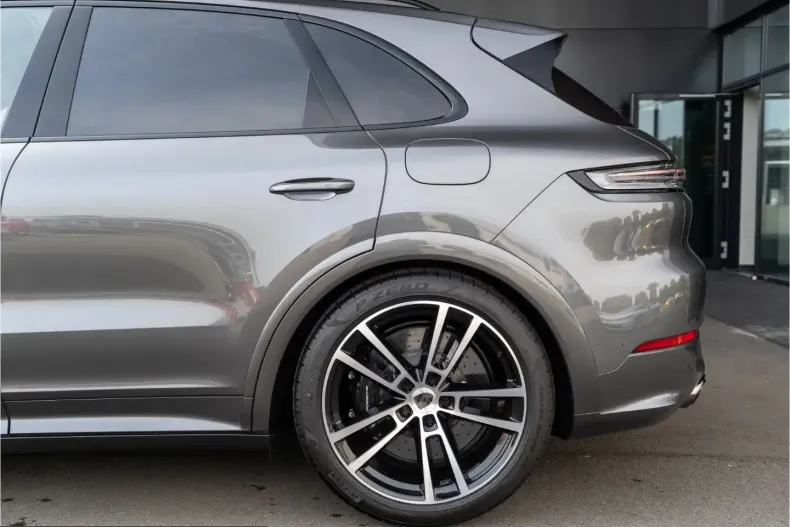 Porsche Cayenne din 2024 cu 1.900 km - oferta POR242895 - foto 7
