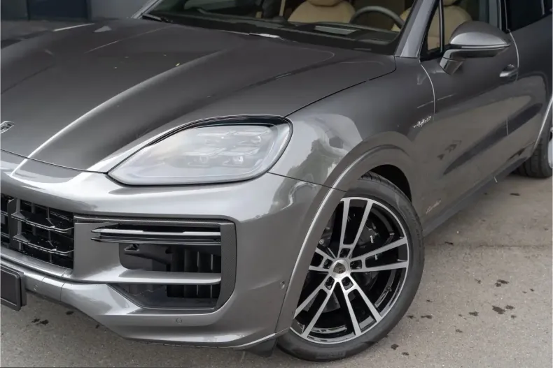 Porsche Cayenne din 2024 cu 1.900 km - oferta POR242895 - foto 14