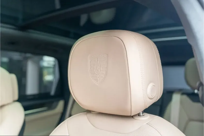 Porsche Cayenne din 2024 cu 1.900 km - oferta POR242895 - foto 32