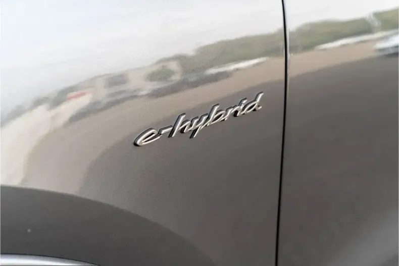 Porsche Cayenne din 2024 cu 1.900 km - oferta POR242895 - foto 50