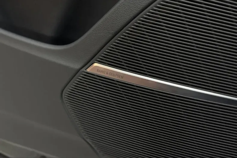 Audi SQ8 din 2023 cu 73.000 km - oferta AUD242898 - foto 12