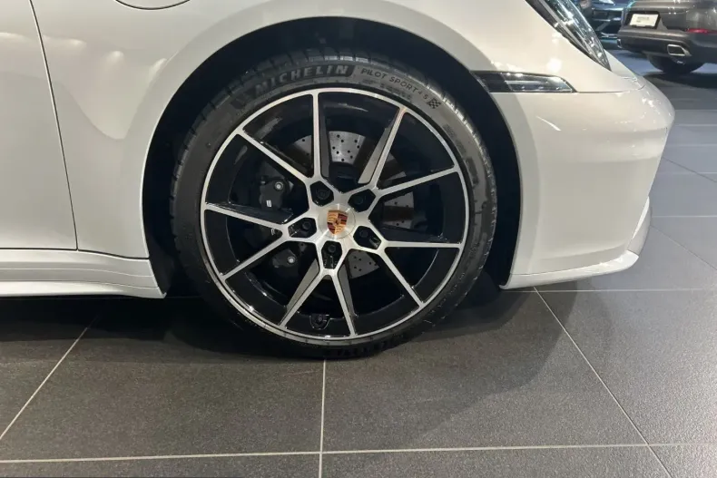Porsche 992 din 2025 cu 5.200 km - oferta POR242899 - foto 15