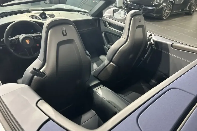 Porsche 992 din 2025 cu 5.200 km - oferta POR242899 - foto 19