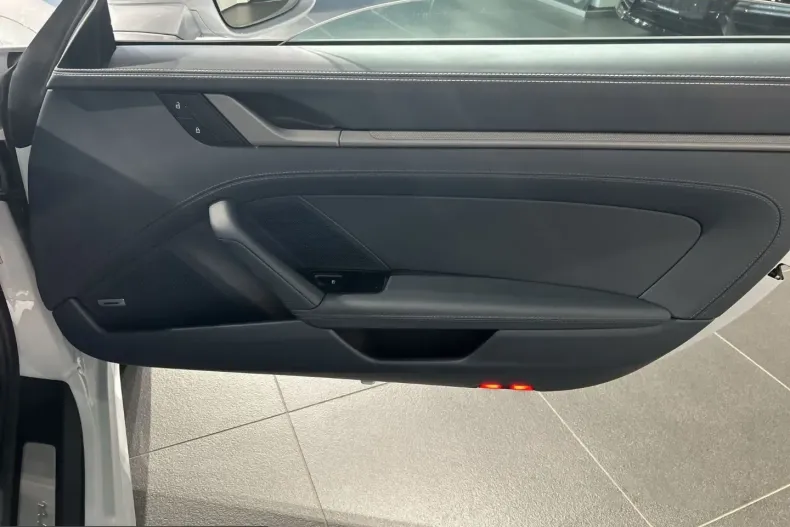 Porsche 992 din 2025 cu 5.200 km - oferta POR242899 - foto 22